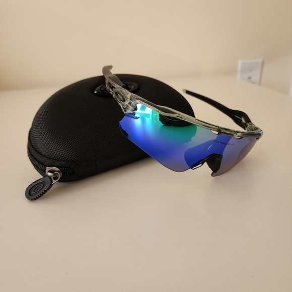 Oakley Radar EV path - Picture 6 of 8